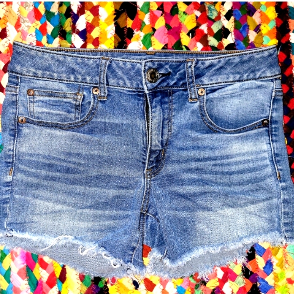 American Eagle MIDI Super Stretch  Shorts sz 8